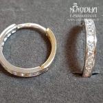 Auskarai su akmenukais