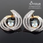 Auksiniai auskarai su akmenukais