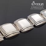 Sidabrinė apyrankė su akmenukais