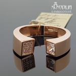 Auksinis žiedas su akmenukais