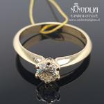 Geltono aukso žiedas su briliantais