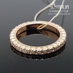 Raudono aukso žiedas su briliantais