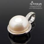 Sidabrinis pakabukas su perlu