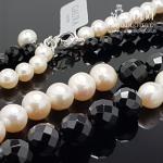 Sidabrinis perlų vėrinys