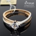 Auksinis žiedas su akmenukais