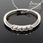 Balto aukso žiedas su briliantais