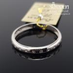 Balto aukso žiedas su akmenukais