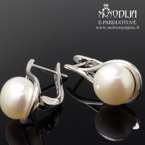 Sidabriniai auskarai su baltais perlais