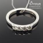 Balto aukso žiedas su 4 briliantais