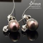 Balto aukso auskarai su briliantais ir perlais