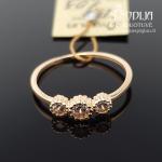 Auksinis žiedas su baltais cirkoniais