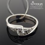 Balto aukso žiedas su briliantais