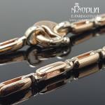 Auksinė grandinėlė ant kojos