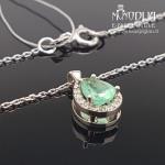 Balto aukso grandinėlė su briliantais ir smaragdu