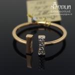 Auksinis žiedas su tarpeliu