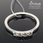 Balto aukso žiedas su briliantais