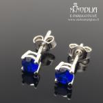Balto aukso auskarai su mėlynais akmenukais