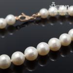 Auksinė apyrankė su perlais