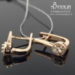 Auksiniai auskarai su briliantais