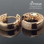 Auksiniai auskarai plačios rinkės