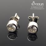 Sidabriniai auskarai su baltomis akutėmis