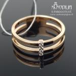 Auksinis žiedas su baltais briliantais