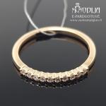 Auksinis žiedas su baltais briliantais