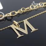 Auksinė grandinėlė su raidele M ir briliantu