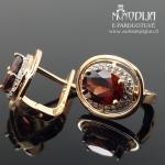 Auksiniai auskarai su akmenukais