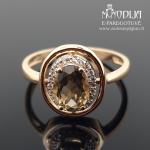 Auksinis žiedas su akmenukais