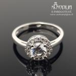 Balto aukso žiedas su akmenukais