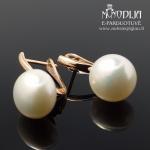 Auksiniai auskarai su perlais