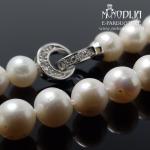 Sidabrinis perlų vėrinys