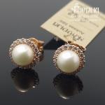 Auksiniai auskarai su perlais