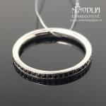 Auksinis žiedas su juodais briliantais