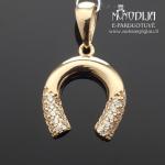 Auksinis pakabukas Pasagėlė