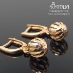 Kabantys auksiniai auskarai burbulai