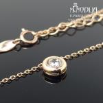 Auksinė grandinėlė su balta akute