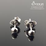 Sidabriniai auskarai burbuliukai