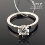 Balto aukso žiedas su briliantu