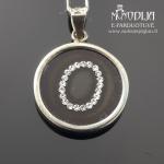 Sidabrinis pakabukas su akmenukais