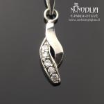 Sidabrinis pakabukas su akutėmis