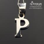 Sidabrinis pakabukas raidelė P