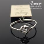 Sidabrinis žiedas su balta akute