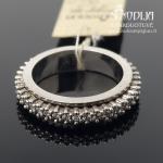 Sidabrinis žiedas su akmenukais