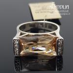 Sidabrinis žiedas su akmenukais