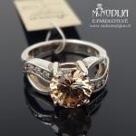 Sidabrinis žiedas su akmenukais