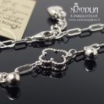 Sidabrinė grandinėlė ant kojos