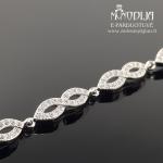 Sidabrinė apyrankė su akmenukais