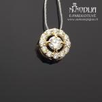 Geltono aukso pakabukas su briliantais